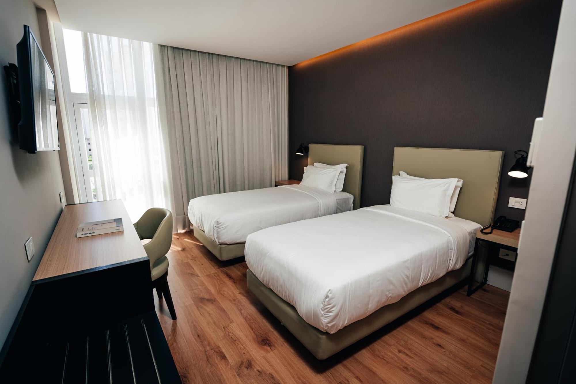 Palmaroga Hotel Asuncion, Tapestry Collection By Hilton Eksteriør bilde
